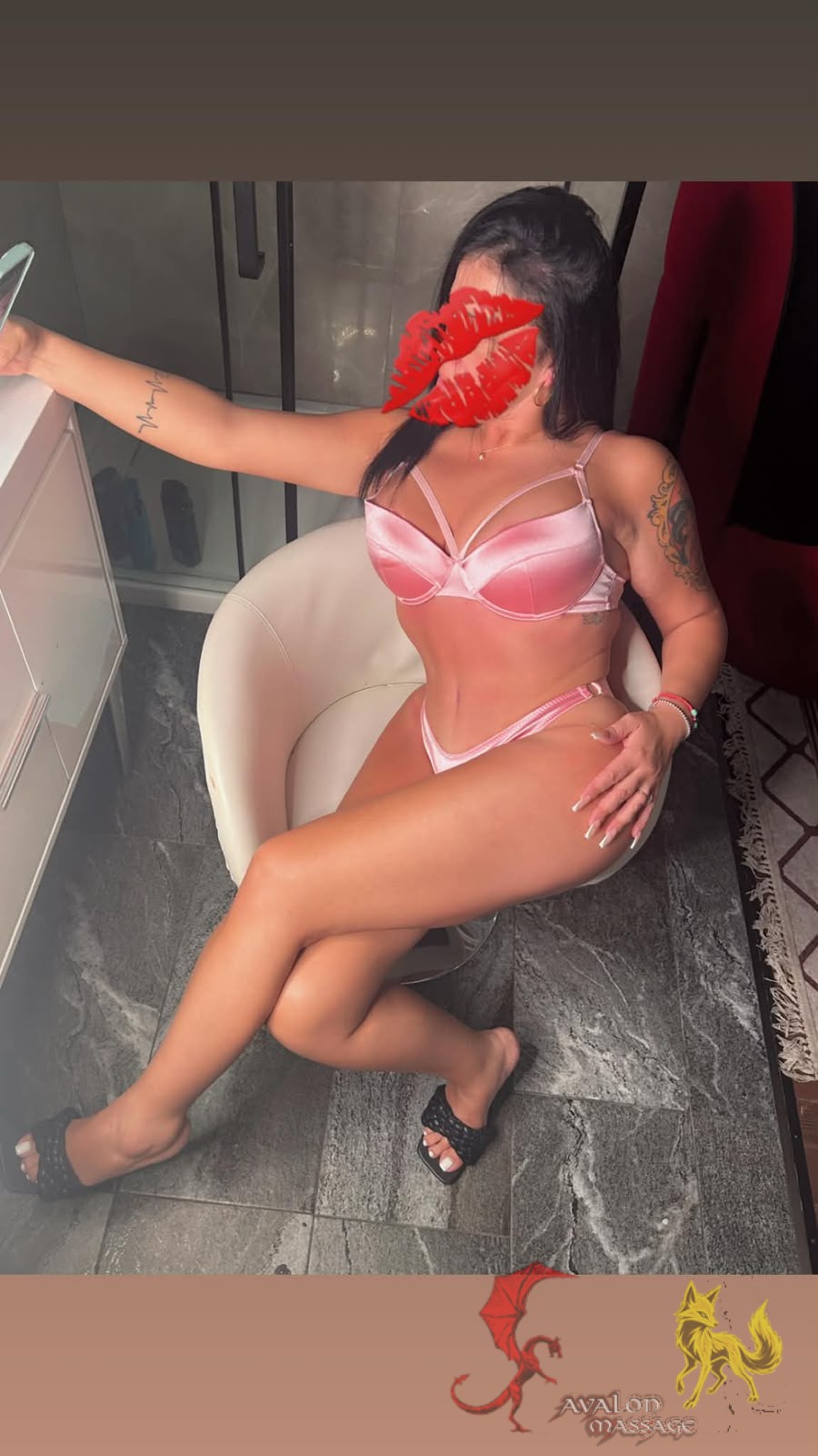 Amelia - masseuse in Salon Avalone
